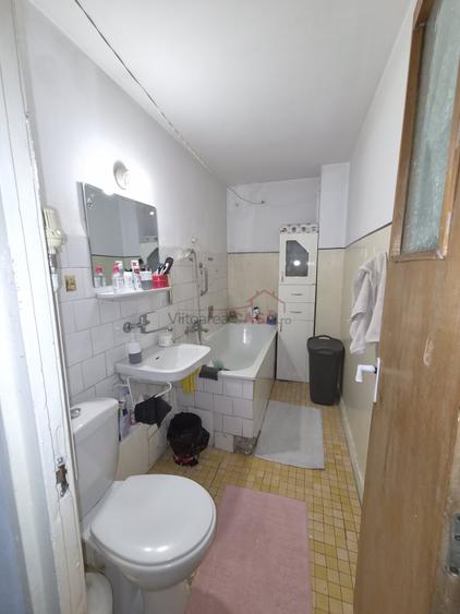 Apartament 3 camere, 74 mp utili, Zona Teiul Doamnei, Str. Grigore Ionescu