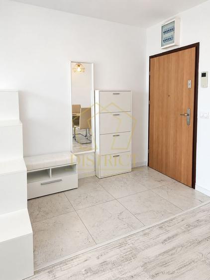 Apartament de inchiriat cu 2 camere, loc de parcare in zona Lipovei