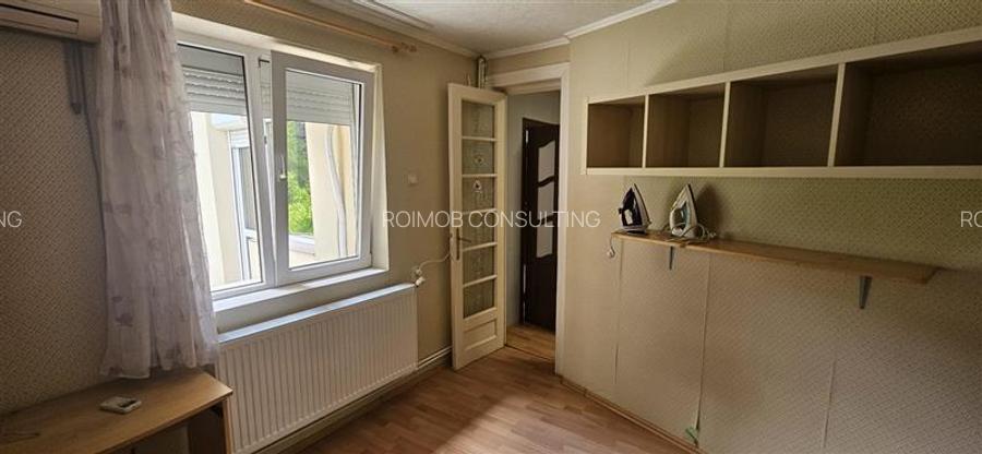 Apartament 3 camere in vila etajul 1+2 camere amenajate la mansarda, zona Emines - 16