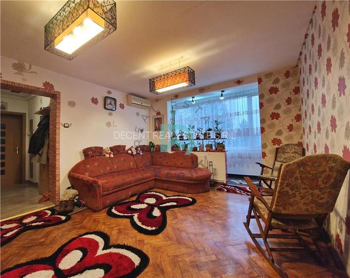 Apartament 3 camere, Tractorul - 13