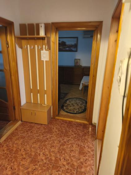 Apartament 3 camere- Zona Sud - etaj 2 - 54 mp
