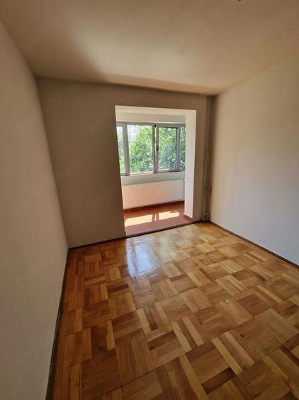 🔑 Vanzare apartament 3 camere – Zona Titan / Piața Miniș