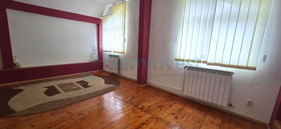 Casa cu dublu front stradal,zona Ecaterina Teodoroiu,Oradea