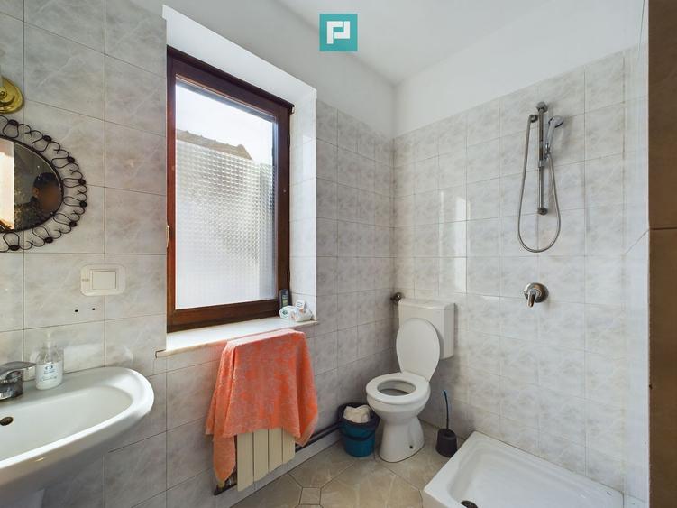 Casă pe un nivel în zona Mehala, urbanism S+P+7+ER