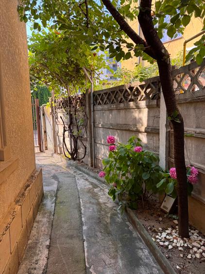 Corp casa pretabila firma/birouri zona Mosilor-Eminescu