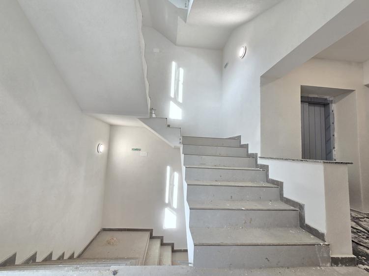 Apartament 4 Camere cu Curte la 15 Min Metrou Nicolae Teclu Bloc Nou Finalizat