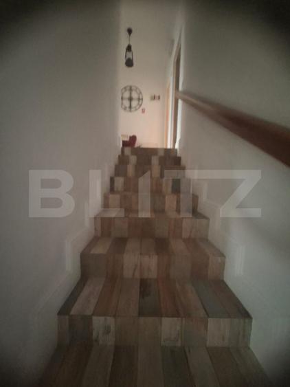 Pensiune cu 2 sali de evenimente, teren 6573 mp, zona Suceava