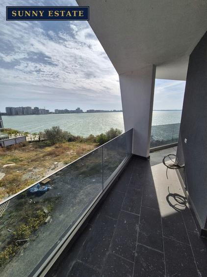 Ap. 2 camere de vânzare, vedere panoramică la lac, Mamaia Nord