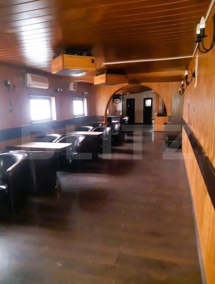 Spatiu comercial 200 mp | Ultracentral | Dotari HoReCa | Apartament la etaj