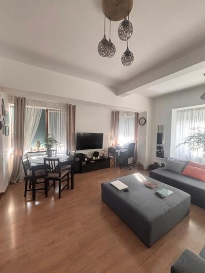 Apartament 2 camere de închiriat – zona bisericii Bazilescu