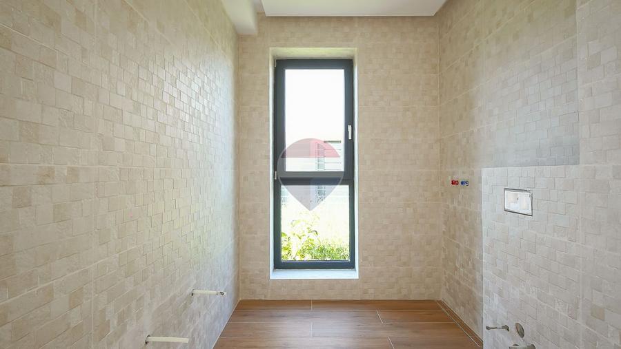 Casă / Vilă cu 4 camere de vânzare în zona Ghimbav Livada