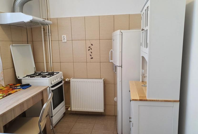 Apartament 2 camere, decomandat, 48 mp, ac, metrou aproape, Drumul Taberei