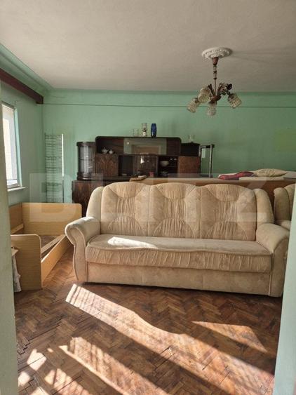 Casa cu 3 camere, zona 7 Noiembrie