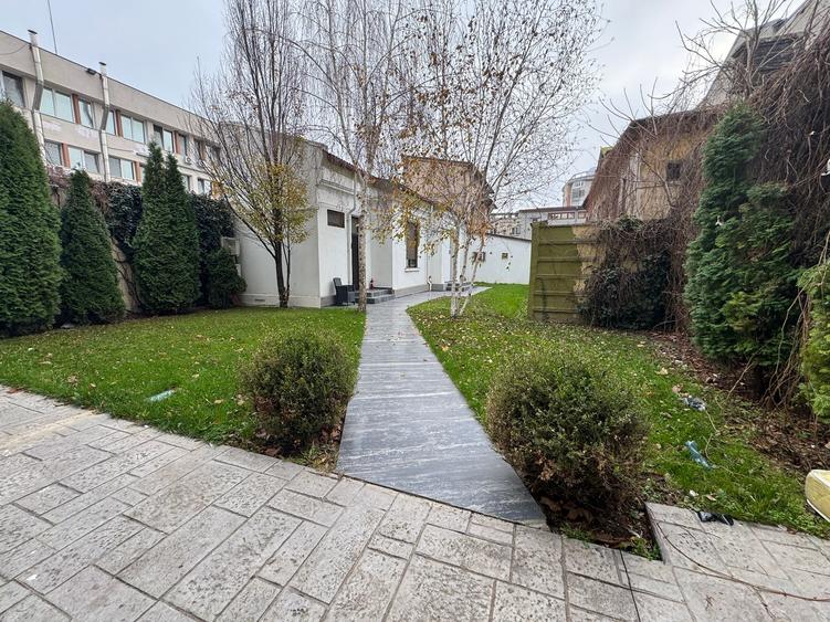 Iti doresti un apartament situat in inima orasului?(AXV27)