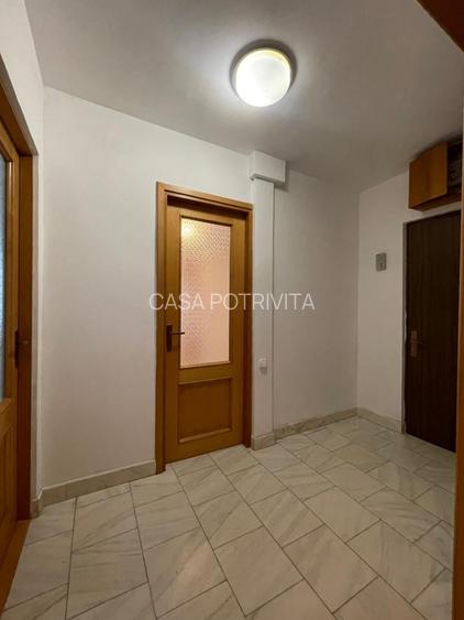 Tomis III, apartament cu 4 camere decomandate, centrala pe gaz, liber - 30