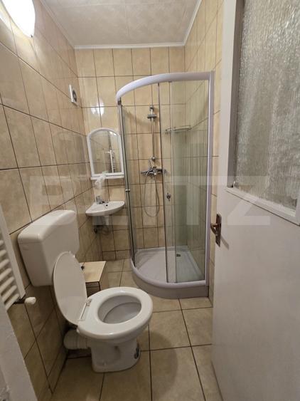 Apartament cu 3 camere, 70 mp, zona Reghin