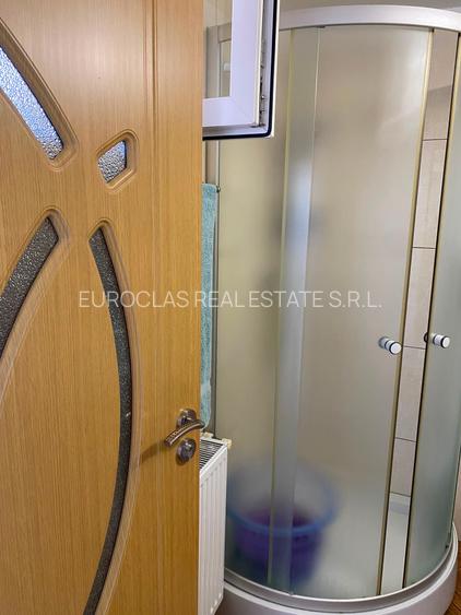 Casa 4 camere - Ovidiu - 130.000 euro negociabil (cod E11+E12) - 9