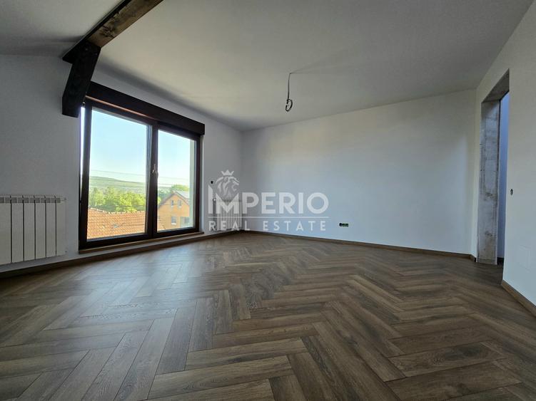 Duplex finisat cu 5 camere in Gruia!