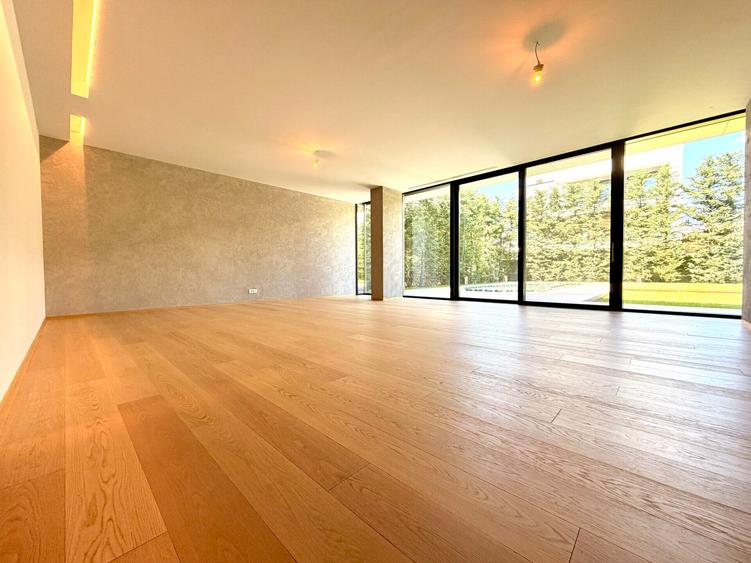 Vila exclusivistă cu piscină | locație premium | Erou Iancu Nicolae