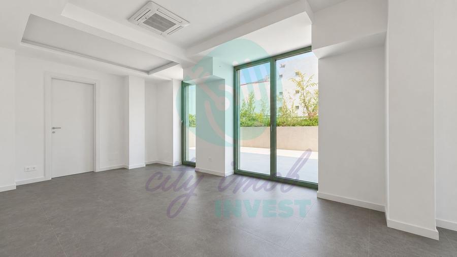 Spațiu comercial 96 mp + terasă 30 mp | Vitrină stradală