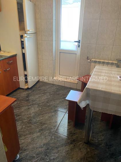 Apartament 2 camere, decomandat, zona CAPITOL-BD.MAMAIA - 12