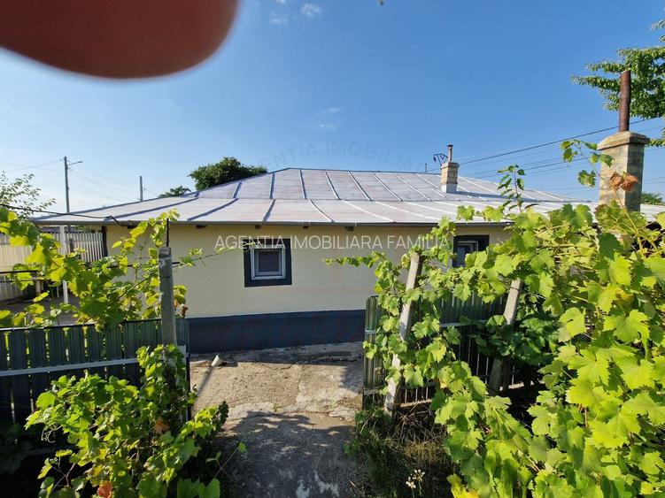 85.000 Euro- casa +magazin+garaj in com Smardan, sat Cismele, - 10