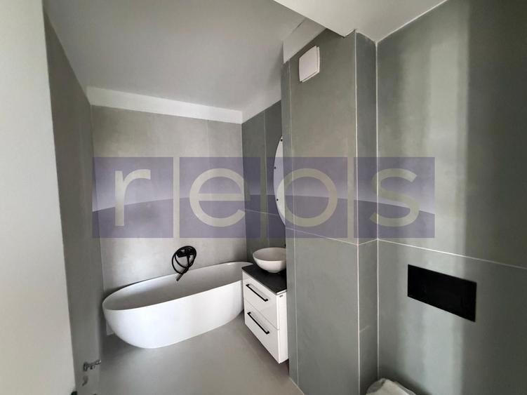 VANZARE APARTAMENT LA CHEIE | 4 CAMERE | 107MP | TERASA 75 MP| PARCARE