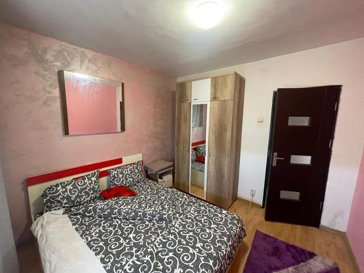 Apartament cu 2 camere, 36.63 mp,pretabil regim hotelier, zona Craiovita - Niela