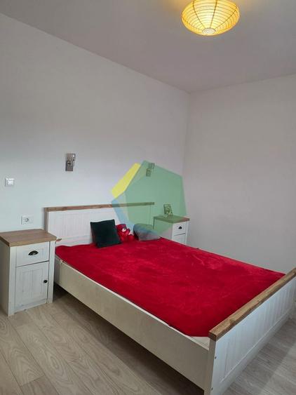 Casă tip duplex P+1+M, cu mansardă de 50 mp și curte generoasă