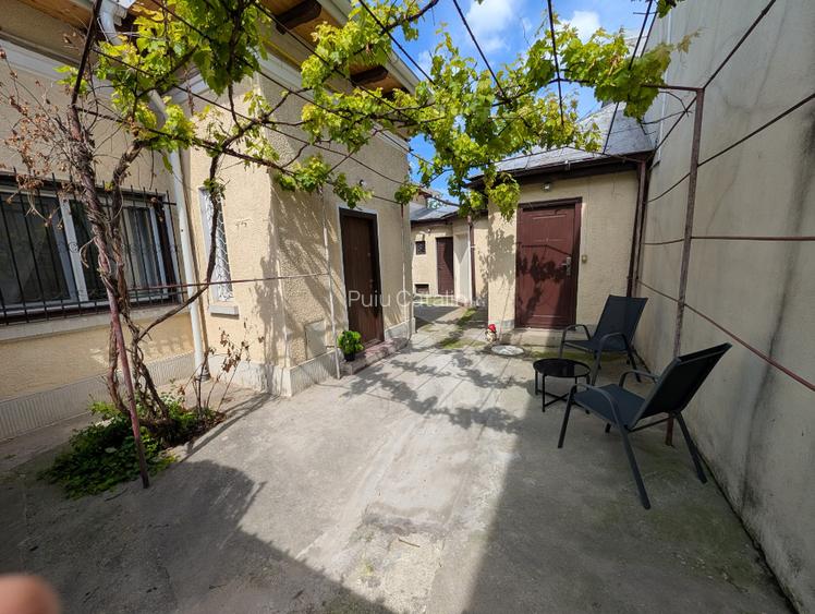 Popa Nan, 2 camere, curte proprie - 4