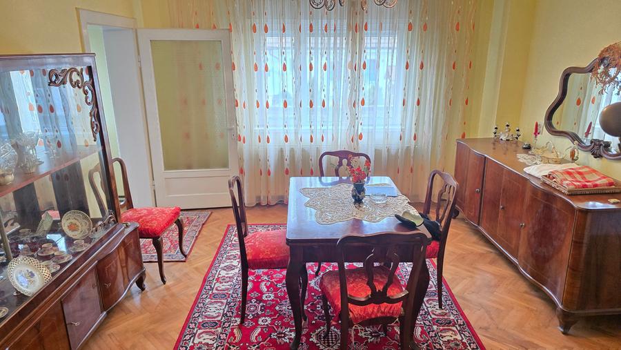 Vand casa in Deva P+M, zona ultracentrala (str. Crisan),