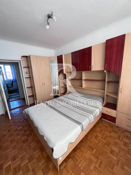 Apartament cu 3 camere de închiriat | Parcare | Zona Cantemir | Oradea