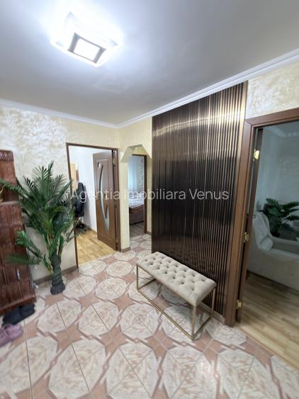 Apartament 3 camere la strada complet renovat - 5