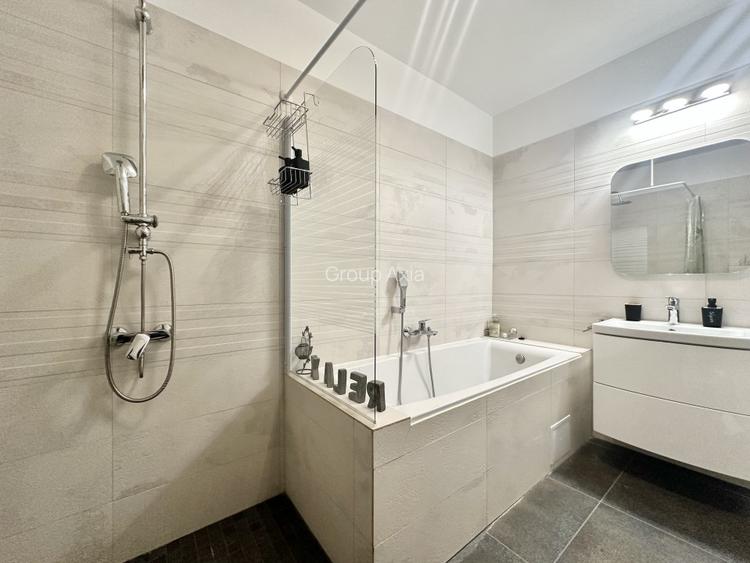 Inchiriere Apartament 2 camere, zona centrala - Scala Center, garaj - 8