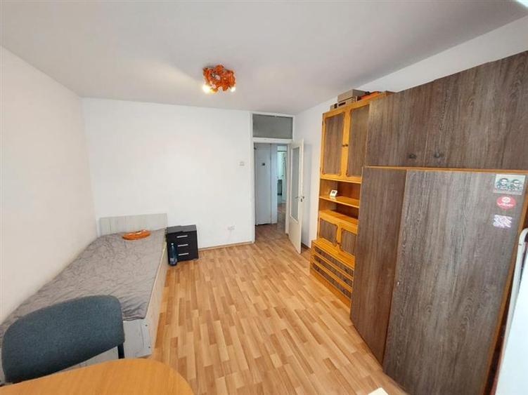 Inchiriere apartament 3 camere Intre-Lacuri Cluj-Napoca
