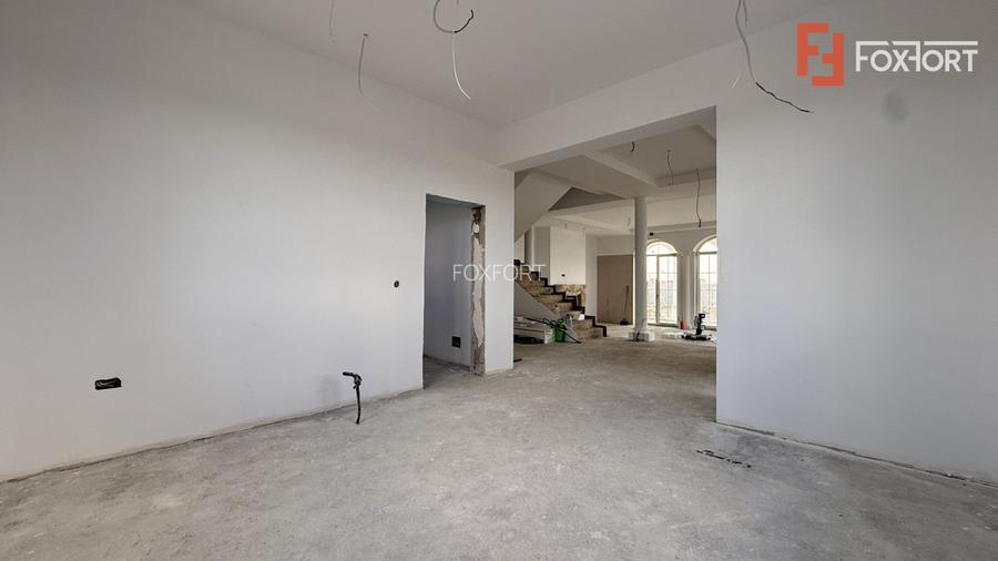 Casa de vanzare 5 camere si teren de 950 mp - Mosnita Noua - 9