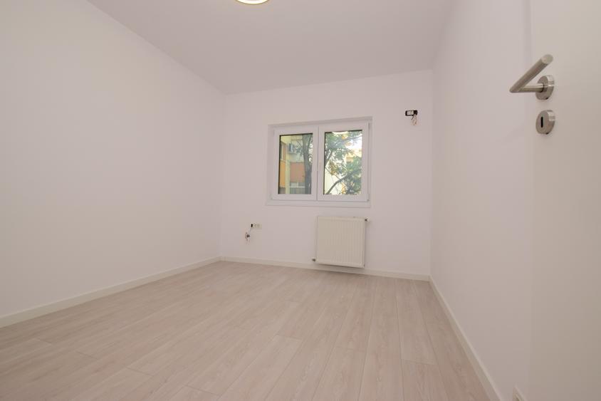 3 camere, renovat, centrală, 2/4, Rahova - Strada Oltina