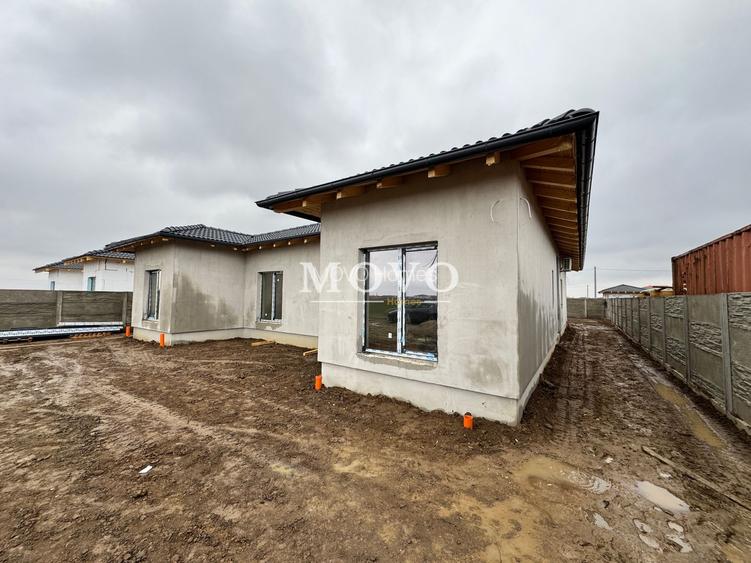 Duplex in Mosnita | 4 camere | Toate utilitatile | Asfalt