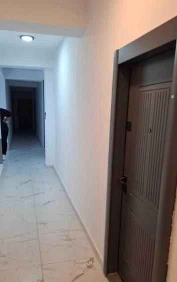 Vânzare apartament 2 camere zona Mamaia nord (T1)