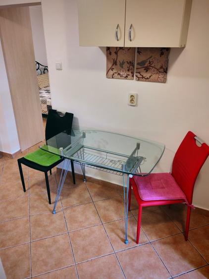 Pta Alba Iulia | Decebal | Pta Muncii | Garsoniera spatioasa in bloc anvelopat