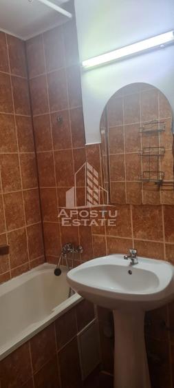 Închiriez apartament 2 camere vizavi de Shopping City