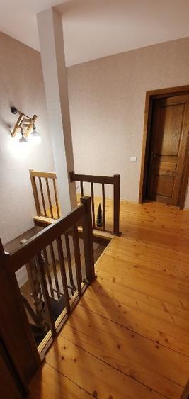 PENTHOUSE DUPLEX – SINAIA, FURNICA LÂNGĂ CASTELUL PELEȘ 115 MP