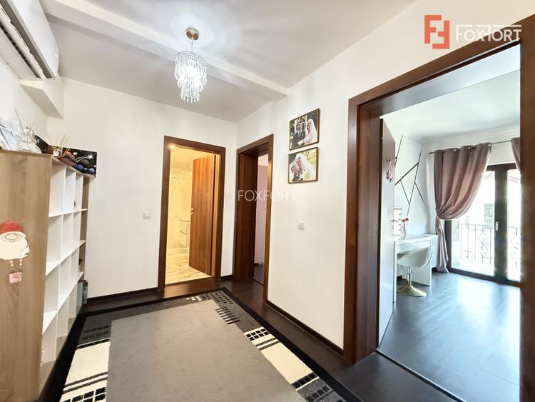 COMISION 0% | 5 camere | 160 mp utili | 617 mp teren | Giroc