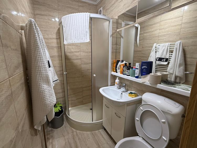 Vanzare apartament 2 camere zona Harmanului/Vlahuta