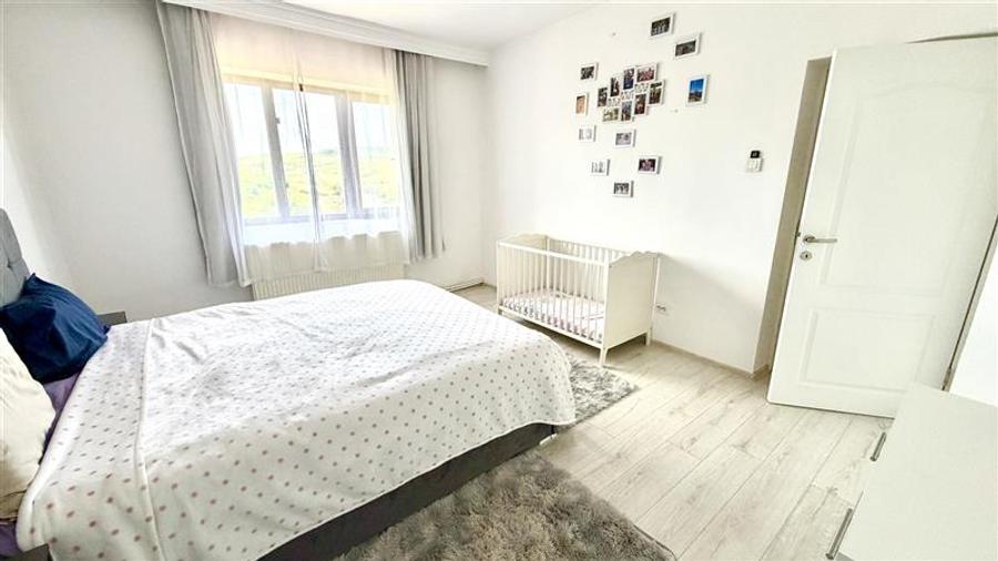 Vilă de Vânzare în Rediu (Aroneanu) – 350 mp Construiți 5