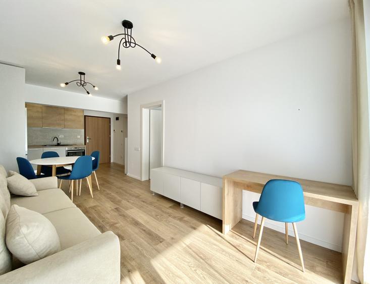 Vanzare Apartament 2 camere, etaj 3, orientare vest, Viva City, garaj