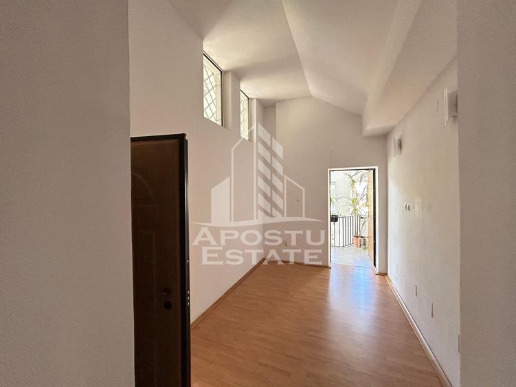 Casa SAD, 650 mp, Zona Elisabetin