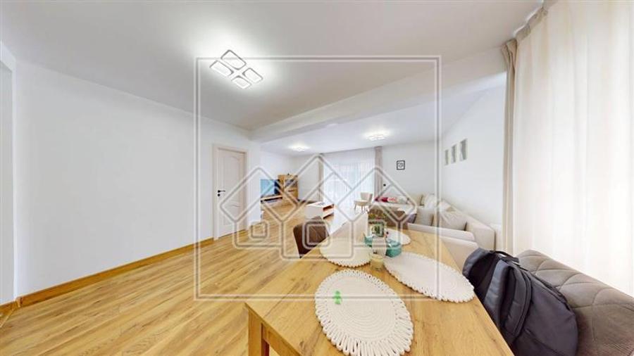 Casa individuala, 120 mp utili + 750 mp teren - mobilata, utilata -