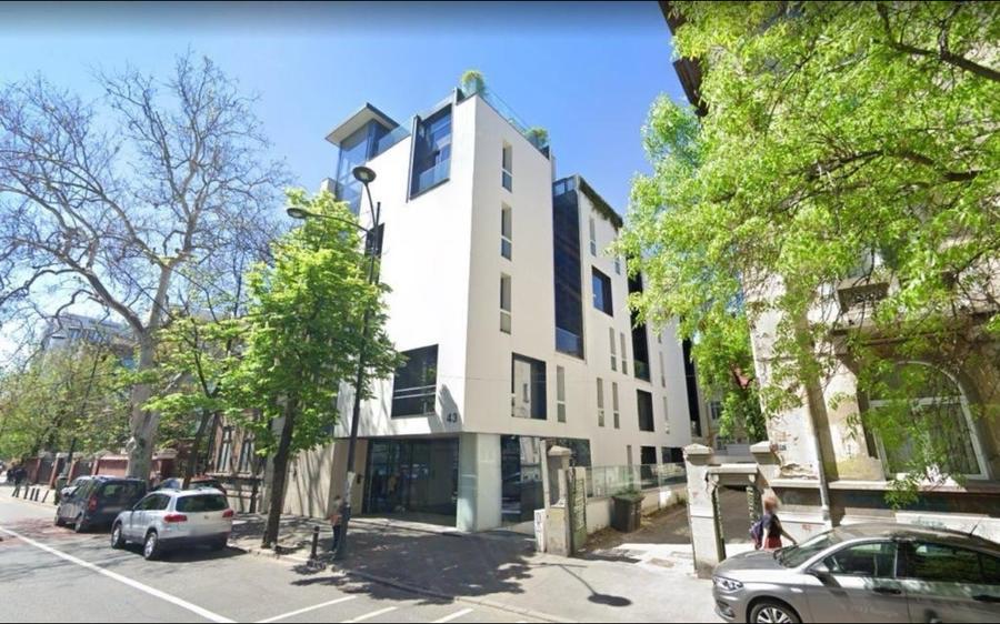 Investitie Office - Cladire de birouri- Piata Romana