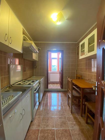 Apartament 2 cam decomandat, centrală termică, mobilat și utilat